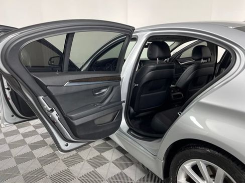 Used 2015 BMW 535i Sedan RWD image 42