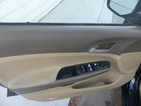 Used 2009 Honda Accord LX image 18