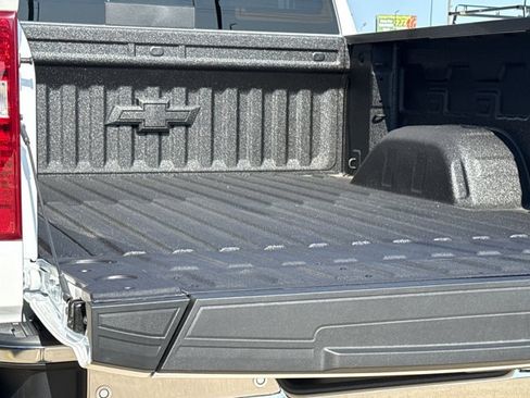 New 2026 Chevrolet Silverado 1500 LT AWD/4WD image 11