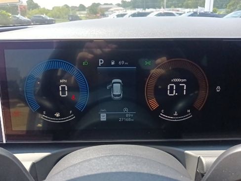 Used 2025 Hyundai Tucson SE FWD image 20