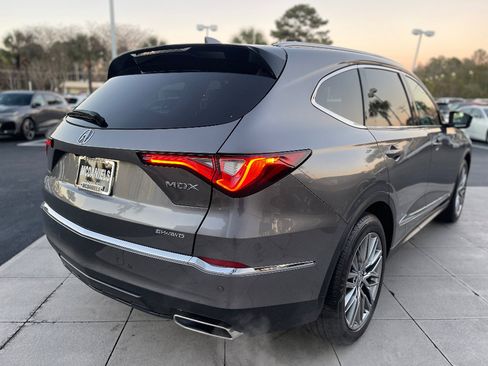 Certified 2024 Acura MDX SH-AWD w/ Advance Package image 9