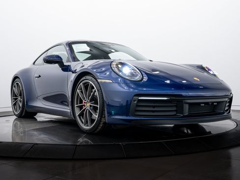 Certified 2022 Porsche 911 Carrera 4S image 9