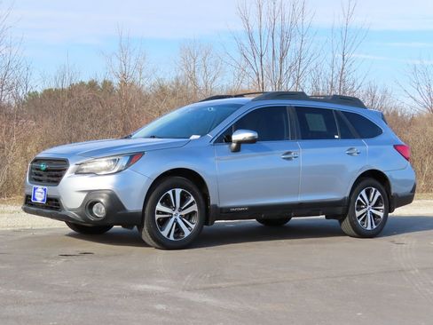 Used 2019 Subaru Outback 3.6R Limited w/ Popular Package #2 image 25