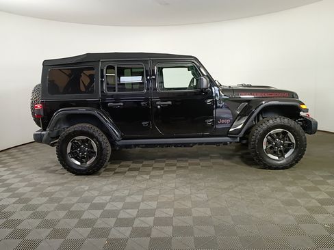 Used 2018 Jeep Wrangler Unlimited Rubicon w/ Dual Top Group image 15
