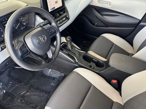 Used 2023 Toyota Corolla LE w/ Carpet Mat Package (TMS) FWD image 10
