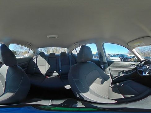 Used 2025 Nissan Altima 2.5 SV image 42