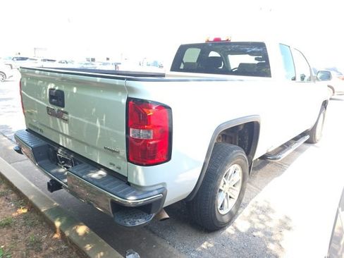 Used 2018 GMC Sierra 1500 SLE w/ SLE Value Package RWD image 5