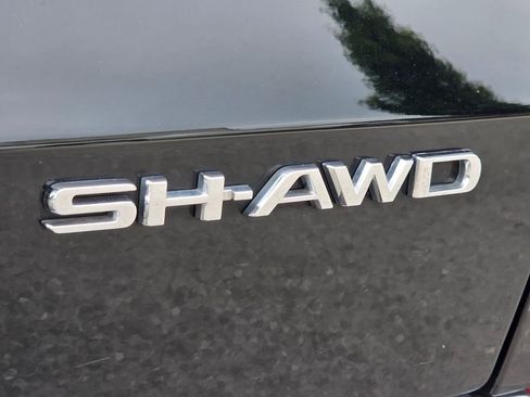 Used 2024 Acura MDX SH-AWD image 8