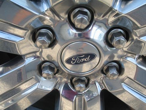 Used 2020 Ford F150 Lariat w/ Equipment Group 502A Luxury AWD/4WD image 82