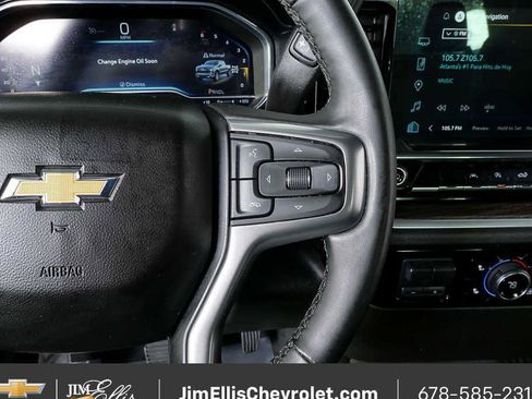 Certified 2025 Chevrolet Silverado 1500 LT AWD/4WD image 10