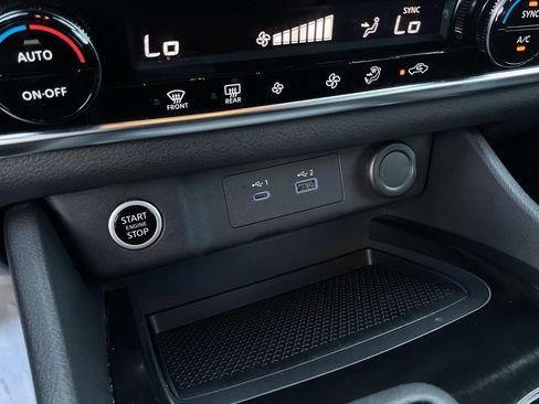 Used 2022 Nissan Rogue SV FWD image 33