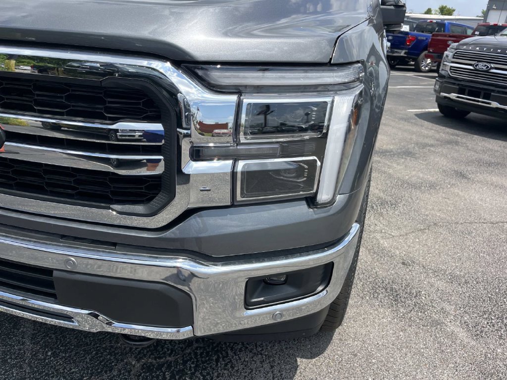 New 2026 Ford F150 Lariat w/ Equipment Group 501A Mid AWD/4WD image 10