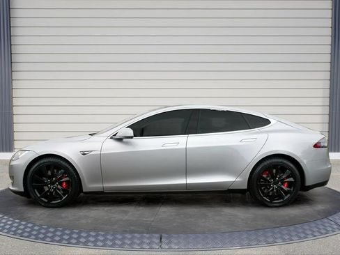 Used 2013 Tesla Model S RWD image 4
