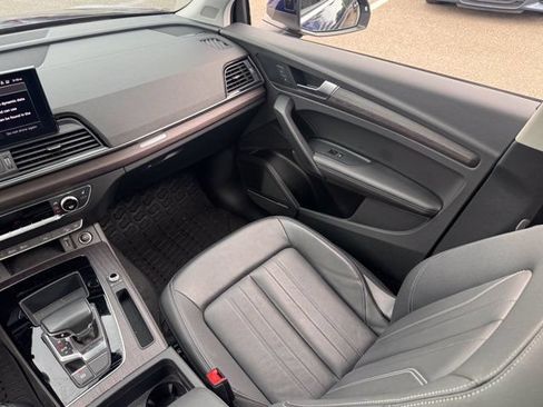 Certified 2021 Audi Q5 Premium Plus AWD/4WD image 16