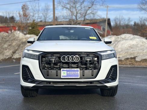 Used 2025 Audi Q7 2.0T Premium w/ Convenience Plus Package image 10