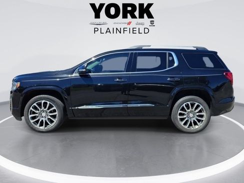 Used 2023 GMC Acadia Denali w/ LPO, Floor Liner Package FWD image 2