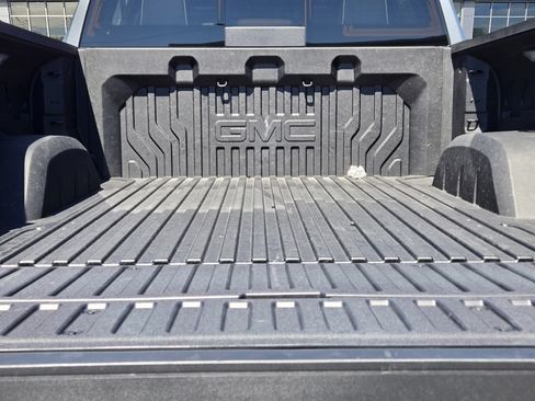 Used 2025 GMC Sierra 1500 Denali Ultimate AWD/4WD image 10