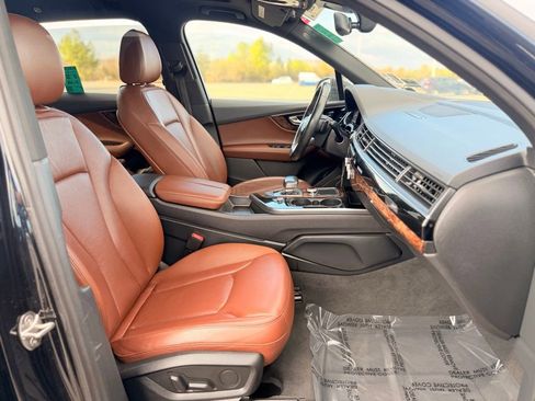 Used 2017 Audi Q7 3.0T Premium Plus image 12