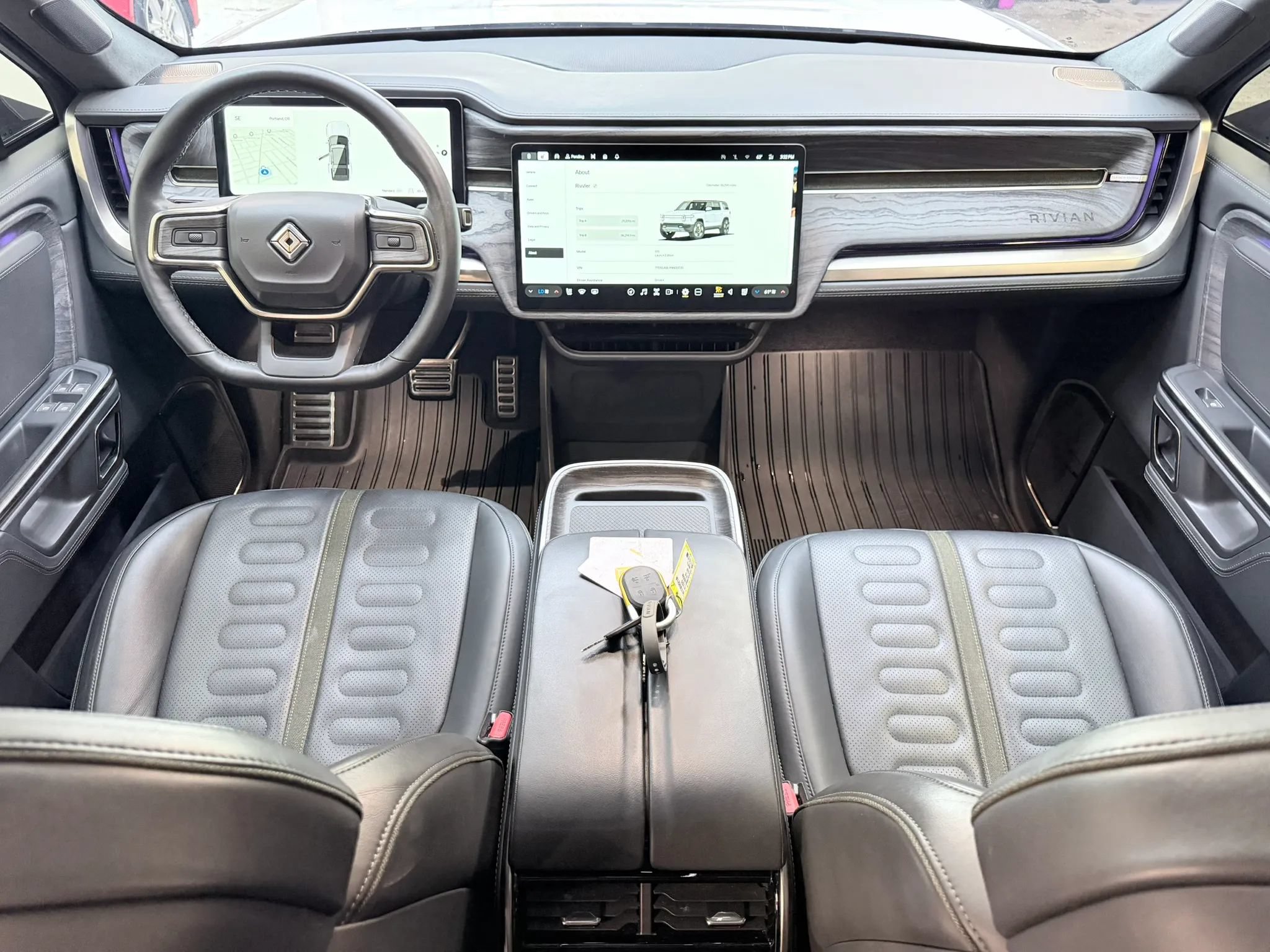 Used 2022 Rivian R1S Launch Edition Quad AWD/4WD image 16