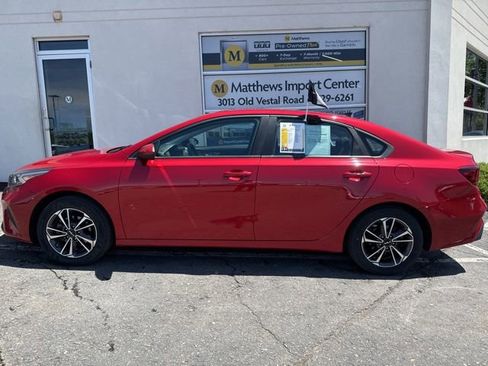 Certified 2023 Kia Forte LXS FWD image 2
