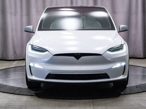 Used 2023 Tesla Model X image 6