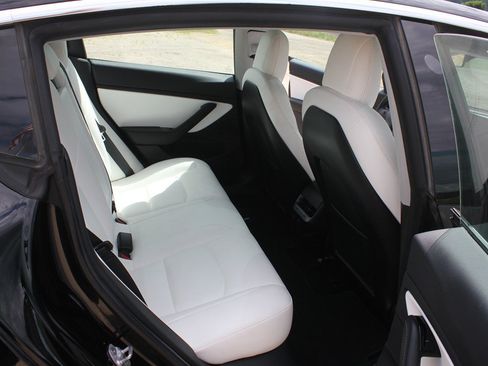 Used 2019 Tesla Model 3 Standard Range Plus RWD image 30