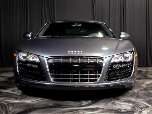 Used 2011 Audi R8 V10 image 6