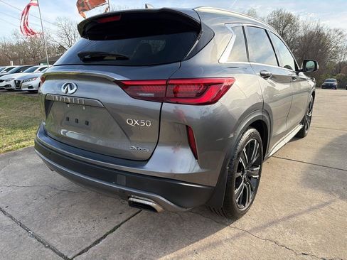Used 2021 INFINITI QX50 Luxe w/ Appearance Package image 8