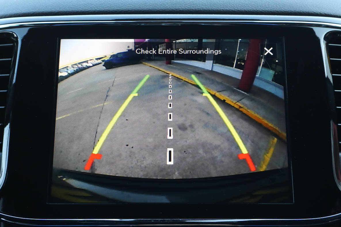 Used 2022 Jeep Grand Cherokee Laredo X RWD image 12