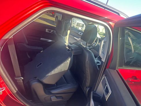 Certified 2023 Ford Explorer XLT w/ Equipment Group 202A image 18