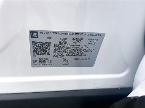 Used 2024 GMC Terrain SLE AWD/4WD image 33