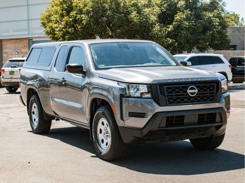 Used 2022 Nissan Frontier S w/ Technology Package RWD image 3