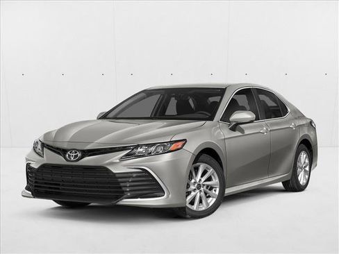 Used 2023 Toyota Camry LE FWD image 1