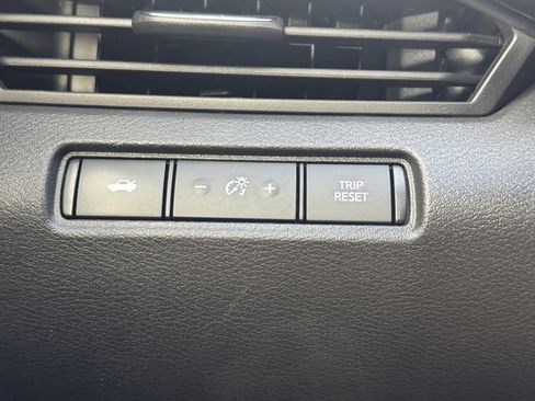 Used 2023 Nissan Altima 2.5 S FWD image 26