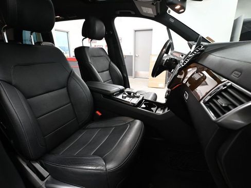 Used 2017 Mercedes-Benz GLS 550 4MATIC image 51