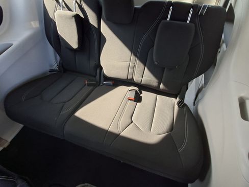Used 2024 Chrysler Voyager LX FWD image 21