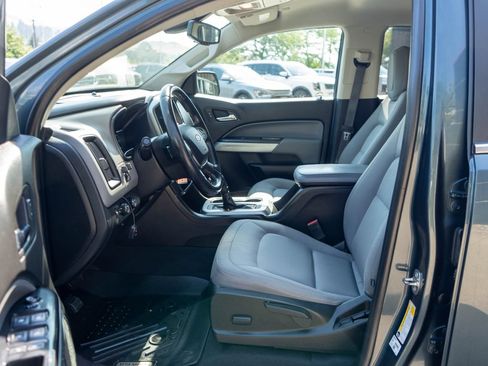 Used 2019 Chevrolet Colorado LT w/ Safety Package AWD/4WD image 11