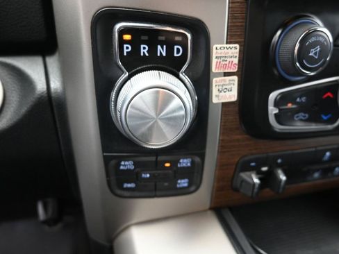 Used 2014 RAM 1500 Laramie w/ Convenience Group image 9