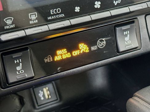 Used 2023 Toyota RAV4 XLE w/ Convenience Package AWD/4WD image 20