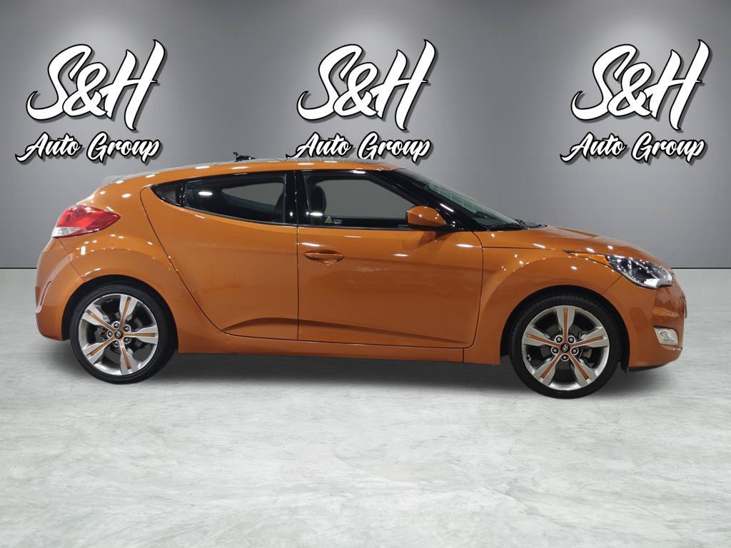 Used 2016 Hyundai Veloster w/ Option Group 02 FWD image 19