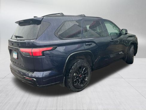 Used 2024 Toyota Sequoia Platinum AWD/4WD image 6