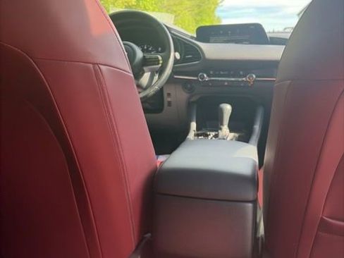 Used 2024 MAZDA MAZDA3 s image 25