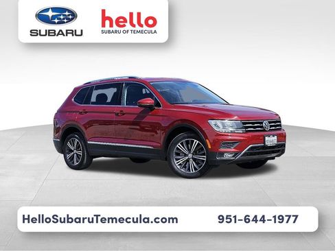 Used 2018 Volkswagen Tiguan SEL FWD image 1