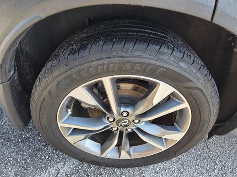 Used 2023 INFINITI QX60 Luxe w/ Performance Audio Package FWD image 21
