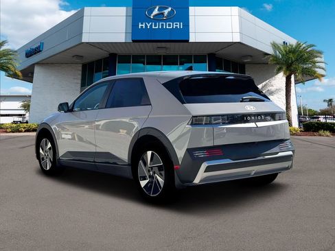 New 2026 Hyundai Ioniq 5 SEL image 6