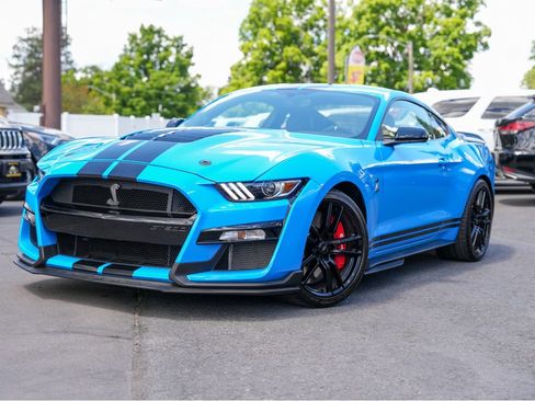 Used 2022 Ford Mustang Shelby GT500 RWD image 2