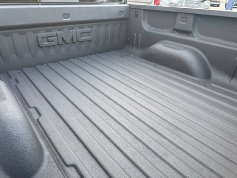 Used 2018 GMC Sierra 1500 SLT AWD/4WD image 7