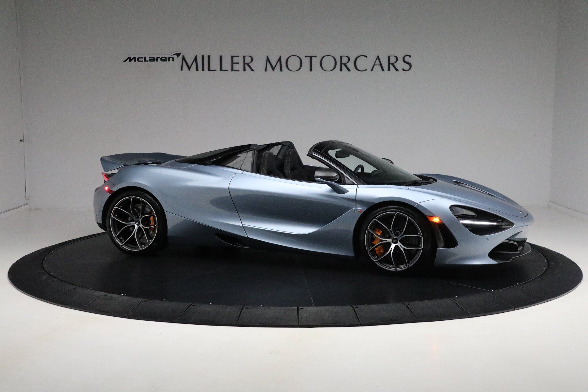 Used 2023 McLaren 720S Performance RWD image 10