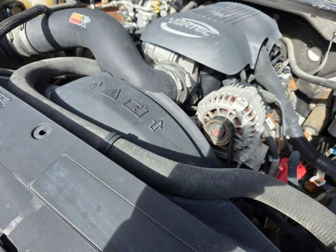 Used 2004 Chevrolet Silverado 1500 Z71 Pickup 4D 6 1/2 ft w/ Light Duty Power Package image 33