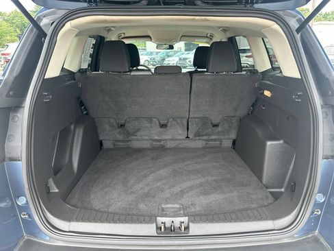 Used 2018 Ford Escape SE w/ SE Sync 3 Package FWD image 29